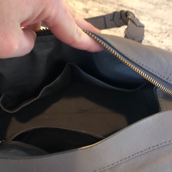 Fossil Crossbody - Picture 3 of 8